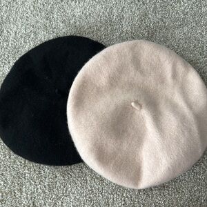 H&M beret x2